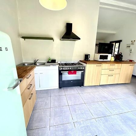 La Lande - Petite Maison Avec Jardin Vendat Extérieur photo
